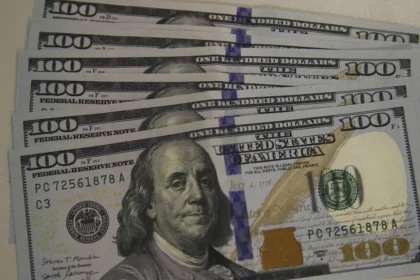 Finanças